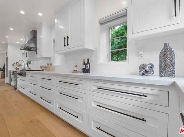 602 S Lucerne Boulevard, Los Angeles CA 90005