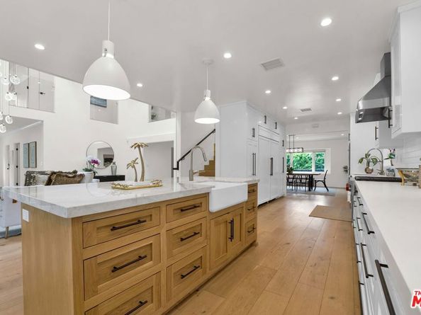 602 S Lucerne Boulevard, Los Angeles CA 90005