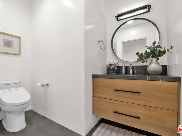 602 S Lucerne Boulevard, Los Angeles CA 90005