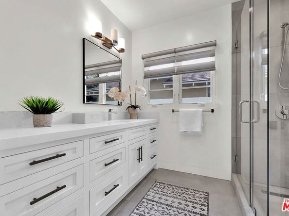 602 S Lucerne Boulevard, Los Angeles CA 90005