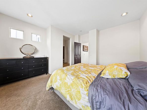 3741 Carmel View Rd 3, San Diego CA 92130