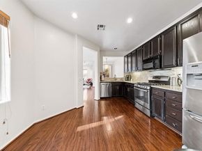 3741 Carmel View Rd 3, San Diego CA 92130