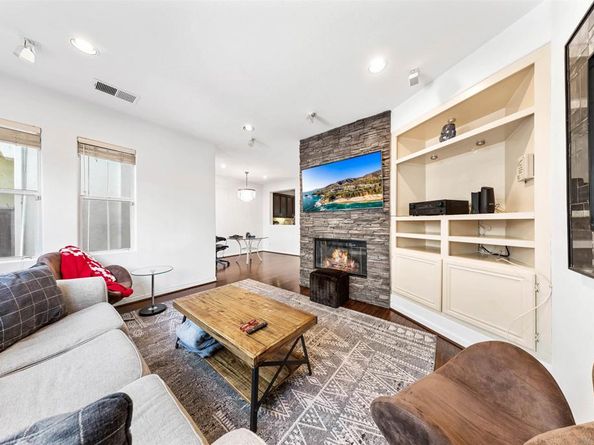 3741 Carmel View Rd 3, San Diego CA 92130