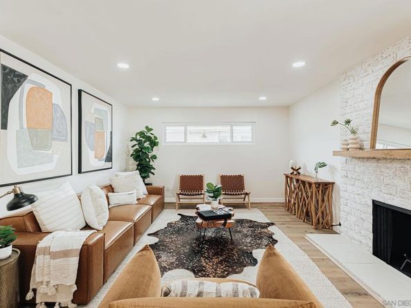 3624 Governor Dr, San Diego CA 92122