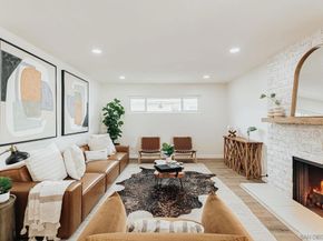 3624 Governor Dr, San Diego CA 92122