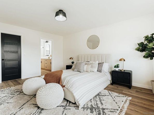 3624 Governor Dr, San Diego CA 92122