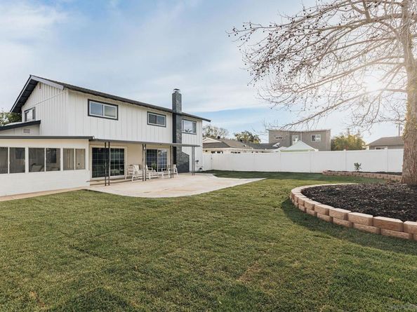 3624 Governor Dr, San Diego CA 92122