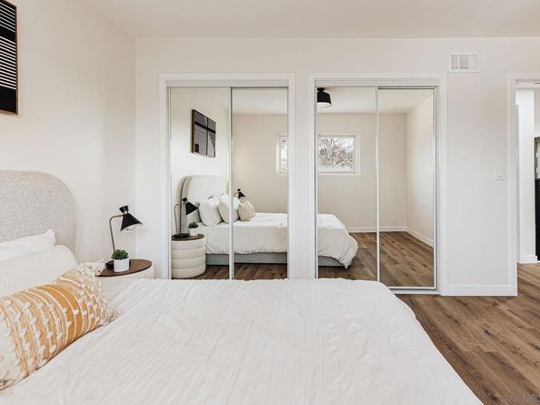 3624 Governor Dr, San Diego CA 92122