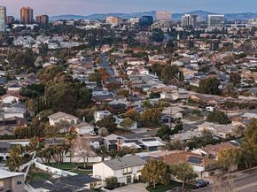 3624 Governor Dr, San Diego CA 92122
