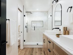 3624 Governor Dr, San Diego CA 92122