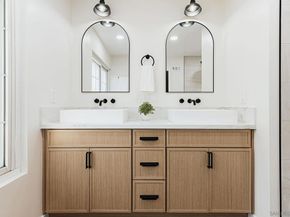 3624 Governor Dr, San Diego CA 92122