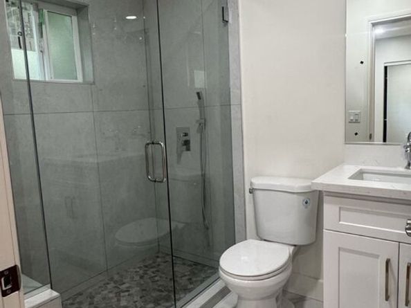 1530 Harvard Street, Santa Monica CA 90404