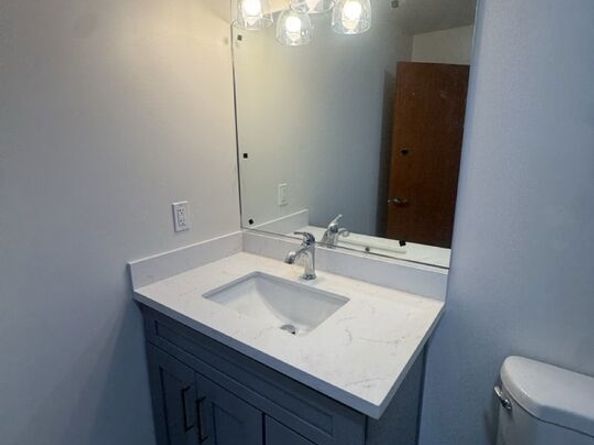 1530 Harvard Street, Santa Monica CA 90404