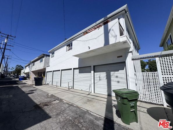 1530 Harvard Street, Santa Monica CA 90404