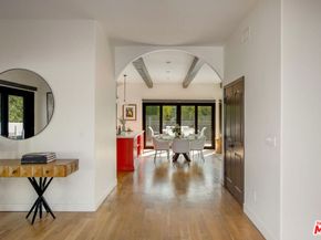 6216 Primrose Avenue, Los Angeles CA 90068