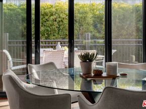 6216 Primrose Avenue, Los Angeles CA 90068