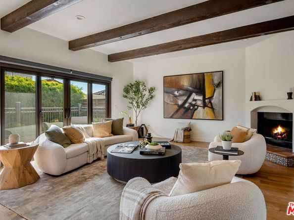 6216 Primrose Avenue, Los Angeles CA 90068