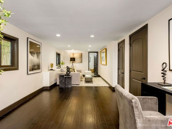 6216 Primrose Avenue, Los Angeles CA 90068