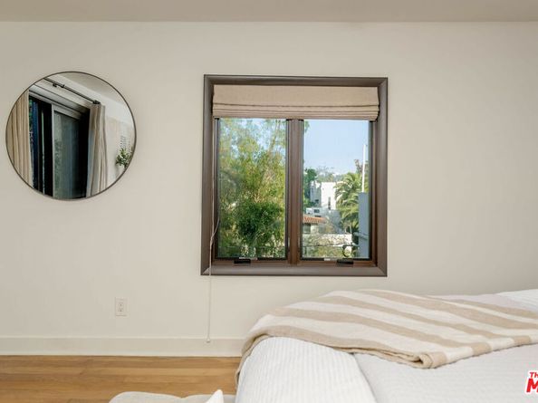 6216 Primrose Avenue, Los Angeles CA 90068