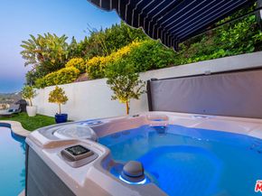 14652 Deervale Place, Sherman Oaks CA 91403