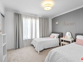 14652 Deervale Place, Sherman Oaks CA 91403