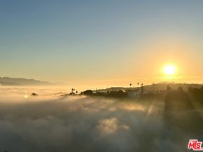 14652 Deervale Place, Sherman Oaks CA 91403