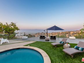 14652 Deervale Place, Sherman Oaks CA 91403