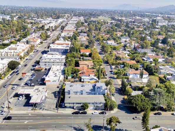 14857 Hartsook Street, Sherman Oaks CA 91403