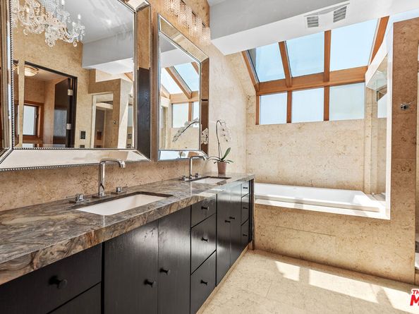 117 Ketch Mall, Marina Del Rey CA 90292