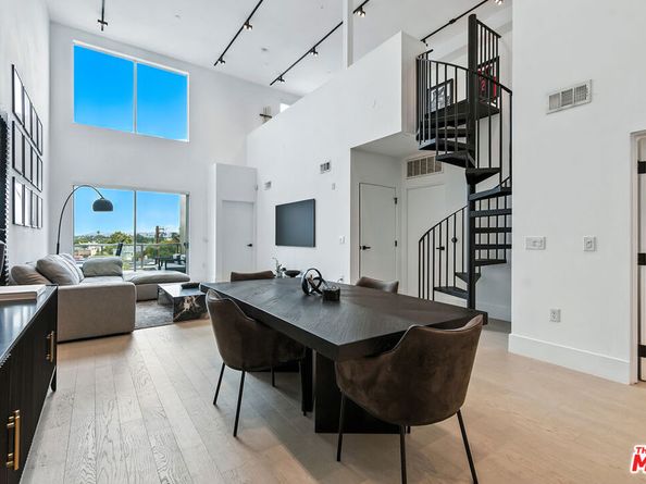 4211 Redwood Avenue 402, Los Angeles CA 90066