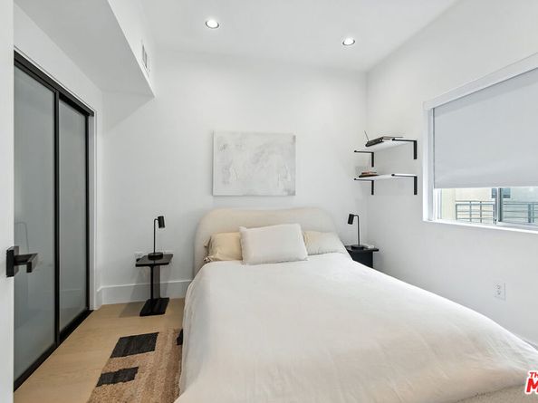 4211 Redwood Avenue 402, Los Angeles CA 90066