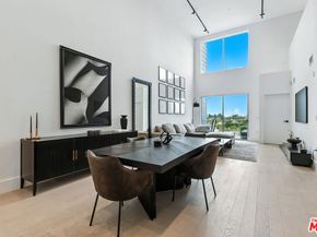 4211 Redwood Avenue 402, Los Angeles CA 90066