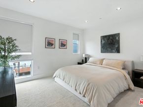 4211 Redwood Avenue 402, Los Angeles CA 90066