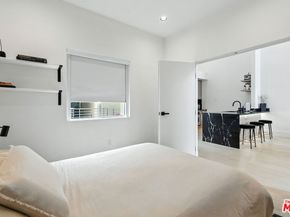 4211 Redwood Avenue 402, Los Angeles CA 90066