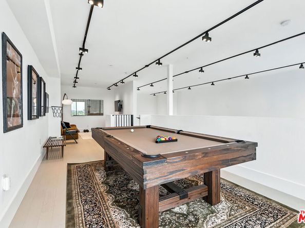 4211 Redwood Avenue 402, Los Angeles CA 90066