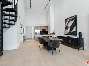 4211 Redwood Avenue 402, Los Angeles CA 90066