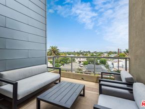 4211 Redwood Avenue 402, Los Angeles CA 90066