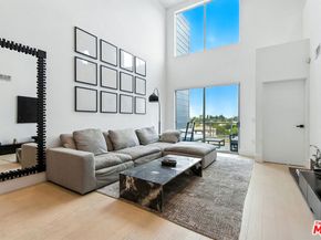 4211 Redwood Avenue 402, Los Angeles CA 90066