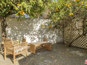 110 S Kings Road, Los Angeles CA 90048