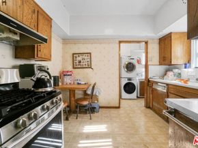 110 S Kings Road, Los Angeles CA 90048