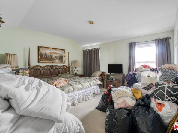 110 S Kings Road, Los Angeles CA 90048