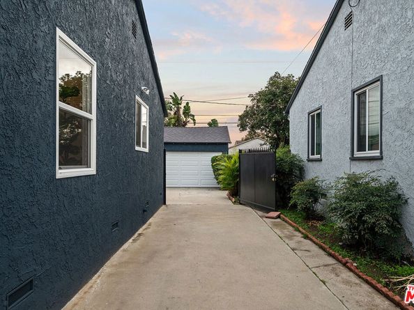 1412 W 111th Street, Los Angeles CA 90047