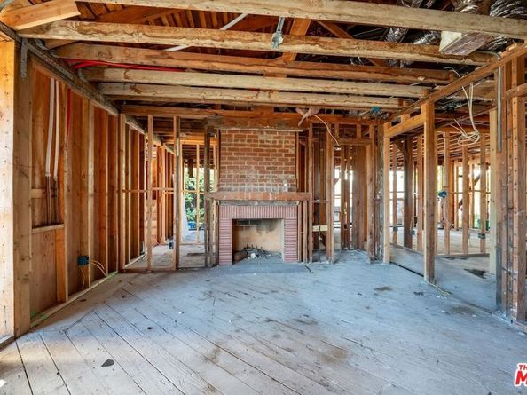 1316 Capri Drive, Pacific Palisades CA 90272