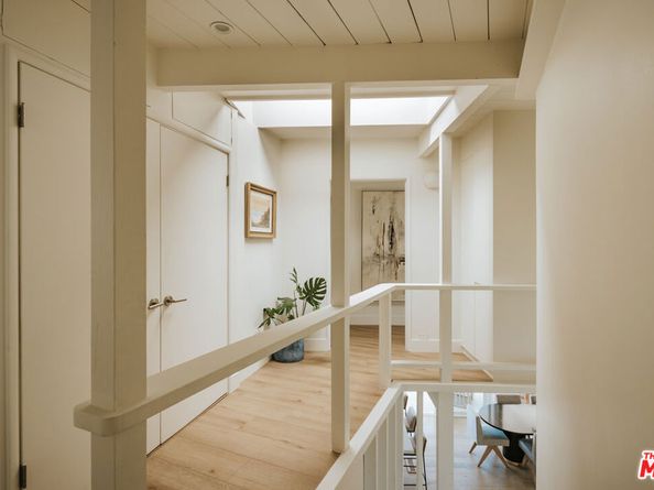 8448 Franklin Avenue, Los Angeles CA 90069