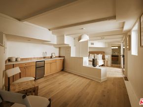 8448 Franklin Avenue, Los Angeles CA 90069