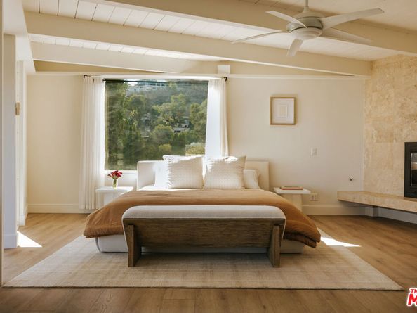 8448 Franklin Avenue, Los Angeles CA 90069