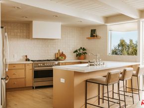 8448 Franklin Avenue, Los Angeles CA 90069