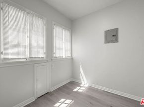 406 S Grevillea Avenue, Inglewood CA 90301