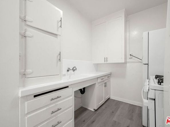 406 S Grevillea Avenue, Inglewood CA 90301