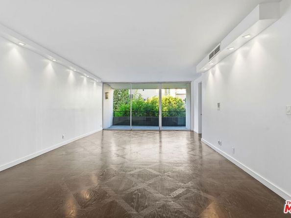 1100 Alta Loma Road 602, West Hollywood CA 90069